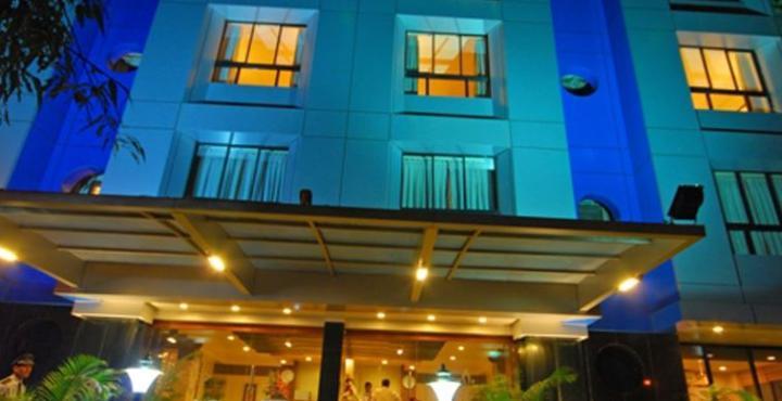 Hotel Park Central Koregaon Park 푸네 외부 사진