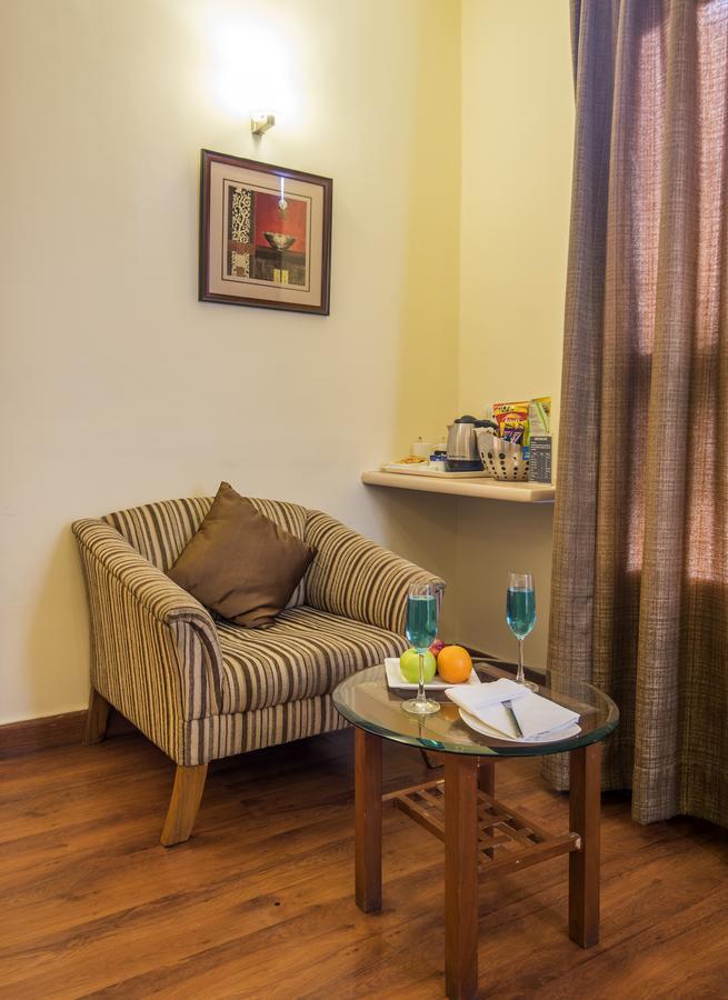Hotel Park Central Koregaon Park 푸네 외부 사진